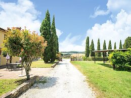 Appealing Apartment in Collesalvetti With Garden