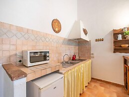 Appealing Apartment in Collesalvetti With Garden