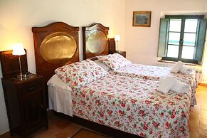 Appealing Apartment in Collesalvetti With Garden