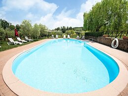 Appealing Apartment in Collesalvetti With Garden