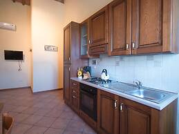 Quaint Holiday Home in Florence Tuscany With Swimming Pool