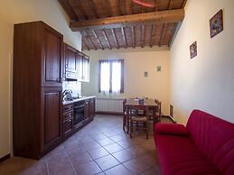 Quaint Holiday Home in Florence Tuscany With Swimming Pool