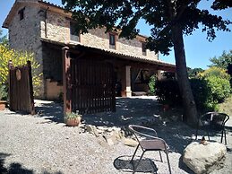 Cozy Apartment With Garden, Patio, Storage, Deckchairs, BBQ
