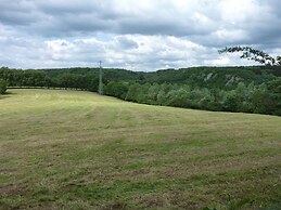Gorgeous Apartment in Bohon With Garden Furniture and BBQ