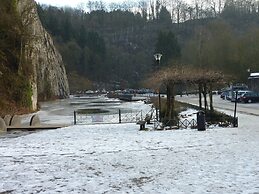 Gorgeous Apartment in Bohon With Garden Furniture and BBQ