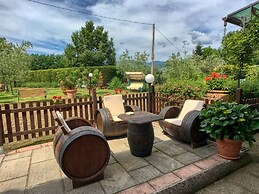 Lovely Farmhouse in Pian di Sco With Barbecue