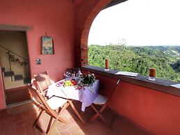 Lovely Farmhouse in Pian di Sco With Barbecue