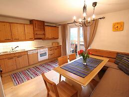 Wonderful Apartment in Hopfgarten im Brixental With Parking
