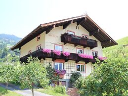 Wonderful Apartment in Hopfgarten im Brixental With Parking