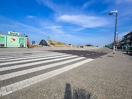 Apartment With sea View and Parking in Katwijk aan Zee