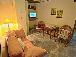 Spacious Farmhouse in Apecchio With Pool