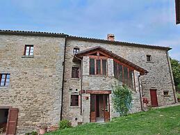 Spacious Farmhouse in Apecchio With Pool