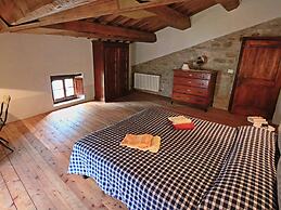 Spacious Farmhouse in Apecchio With Pool