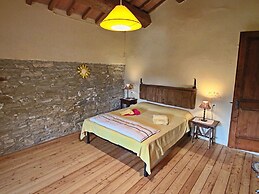 Spacious Farmhouse in Apecchio With Pool