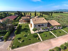 Resort With Pool, Wellness Area and air Conditioning