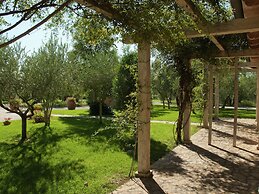 Resort With Pool, Wellness Area and air Conditioning