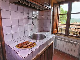 Farmhouse With Stables, Horses and the Ability to Make Horseback Ridin