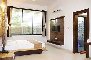 Hotel Shivani Resort