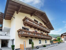 Beautiful Holiday Apartment in Umhausen With two Balconies