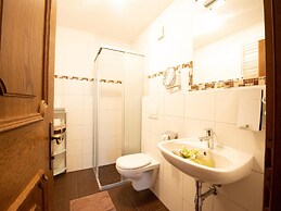 Beautiful Holiday Apartment in Umhausen With two Balconies