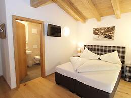 Modern Chalet With Sauna Near ski Area in Saalbach-hinterglemm / Salzb