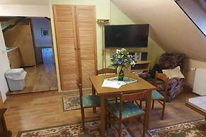 Apartment in Luckaitztal-gossda With Parking Space