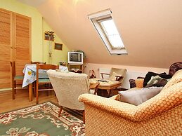 Apartment in Luckaitztal-gossda With Parking Space