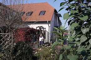 Apartment in Luckaitztal-gossda With Parking Space
