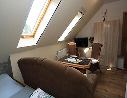 Apartment in Luckaitztal-gossda With Parking Space