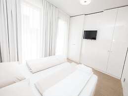 Lush Apartment With Private Sauna