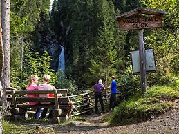 Apartment in Bramberg am Wildkogel With Parking Space