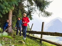 Apartment in Bramberg am Wildkogel With Parking Space