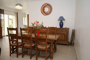Chic Holiday Home in Pradons With Swimming Pool