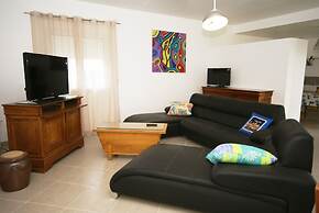 Chic Holiday Home in Pradons With Swimming Pool