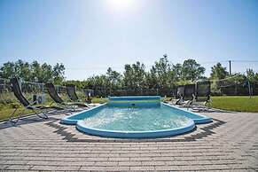 Comfortable Premium Class Apartment, Shared Swimming Pool, Gaski