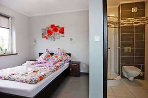 Comfortable Premium Class Apartment, Shared Swimming Pool, Gaski