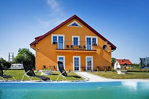 Comfortable Premium Class Apartment, Shared Swimming Pool, Gaski