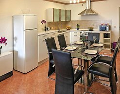 Apartments With Terrace at the Kummerower See in Sommersdorf