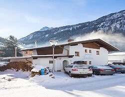 Cosy Holiday Home in Langenfeld