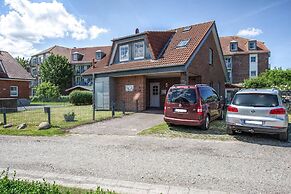 Apartment in Friedrichskoog-spitze With Parking Space