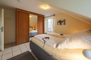 Apartment in Friedrichskoog-spitze With Parking Space