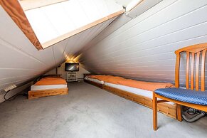 Apartment in Friedrichskoog-spitze With Parking Space