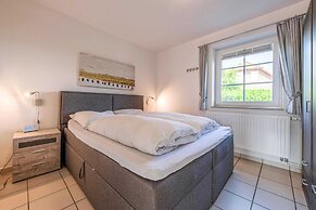 Apartment in Friedrichskoog-spitze With Parking Space