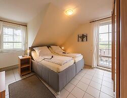 Apartment in Friedrichskoog-spitze With Parking Space