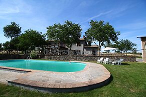 Farmhouse With Pool in an Area With History, Nature and art