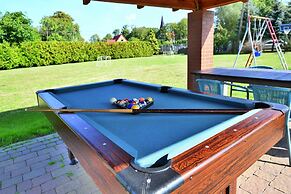 Holiday Center With Pool, Lacko