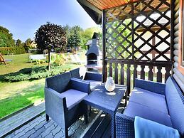 Holiday Center With Pool, Lacko