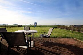 Geraeumige Ferienwohnungen mit Eigener Terrasse, Nessmersiel