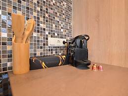 Modern & Garden-view Holiday Home in Alphen