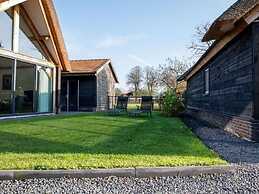 Modern & Garden-view Holiday Home in Alphen